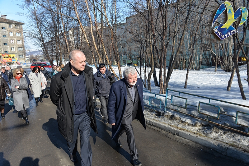 Управляющие компании города мурманска. Управление октябрьского административного округа города мурманска. Сысоев мурманск. Мурманск город чистоты. Жители мурманска фото людей.