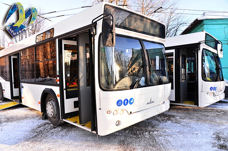 машины автопарка правительства мурманской области. станция скорой мурманск. автопарк мурманск. новогодний троллейбус мурманск. скорая мурманск.